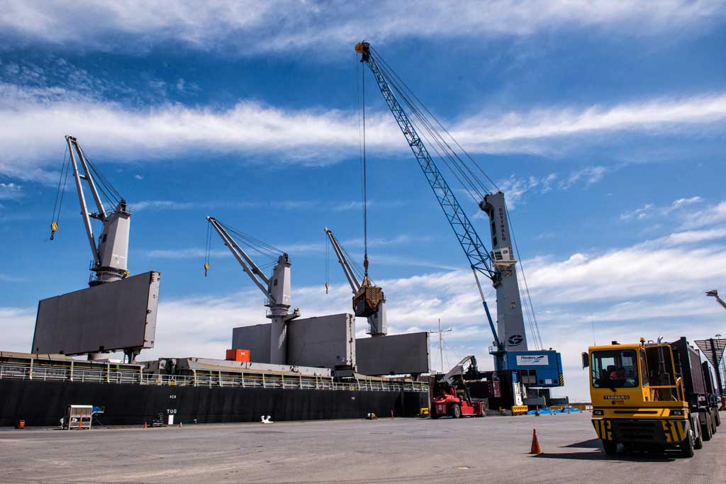 Flinders Logistics’ new crane supports a billion dollar impact for State economy